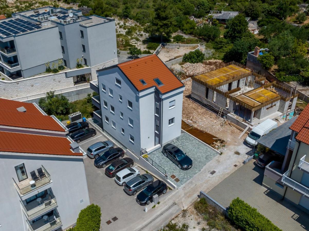 Carpe Diem Luxury Apartments Рогозница Экстерьер фото