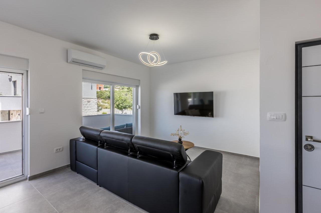 Carpe Diem Luxury Apartments Рогозница Экстерьер фото