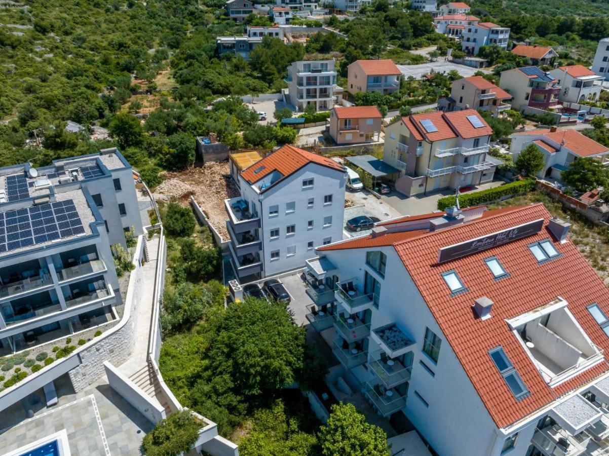 Carpe Diem Luxury Apartments Рогозница Экстерьер фото