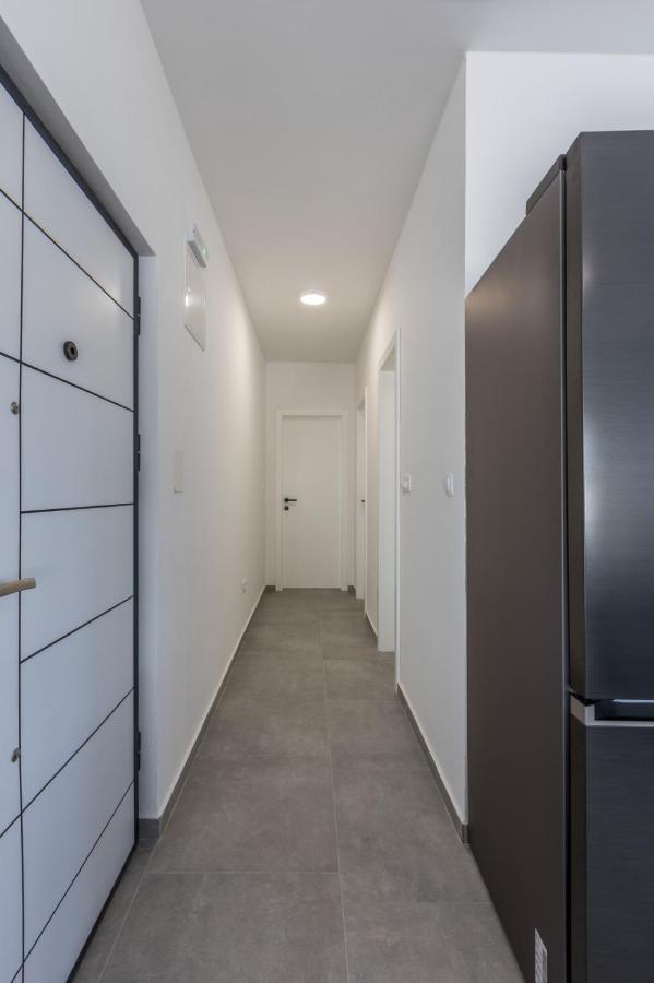 Carpe Diem Luxury Apartments Рогозница Экстерьер фото